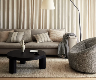 Ottavio Cushion Natural — view 5