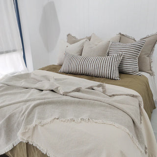 Riviera French Linen Throw — Oatmeal